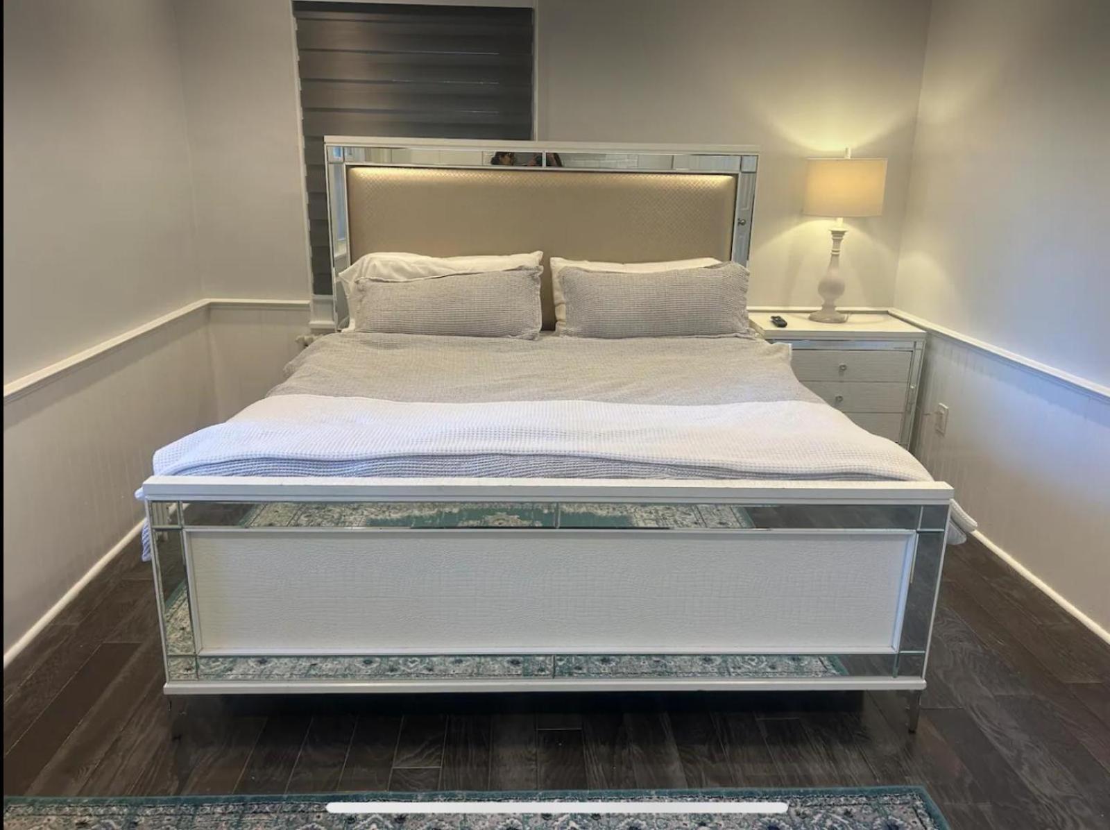 Private Suite In Huntington Station Экстерьер фото