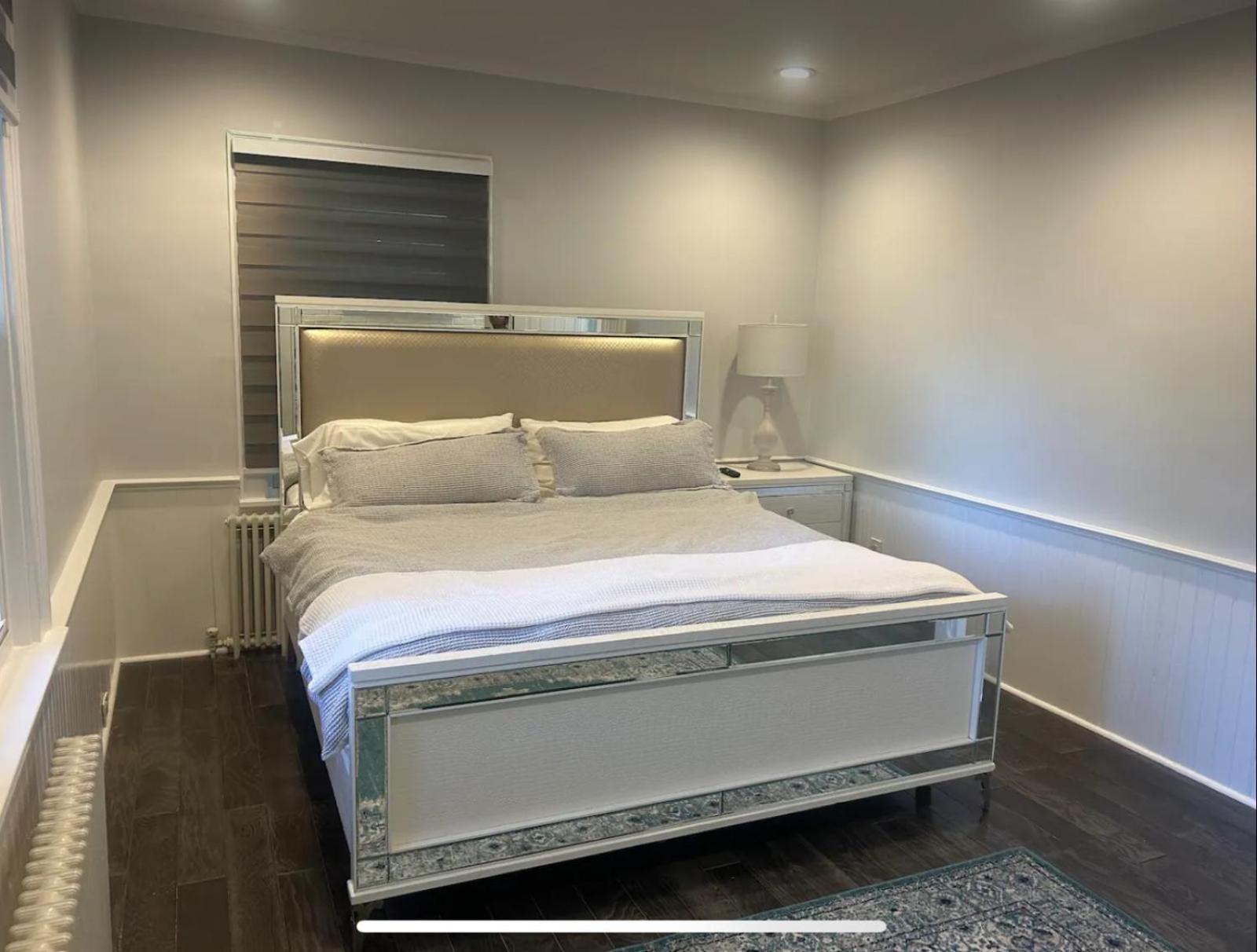 Private Suite In Huntington Station Экстерьер фото